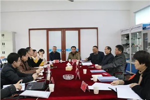 熱烈慶祝我司PVDF大規(guī)格板材專利轉(zhuǎn)化推進(jìn)項(xiàng)目驗(yàn)收?qǐng)A滿成功！